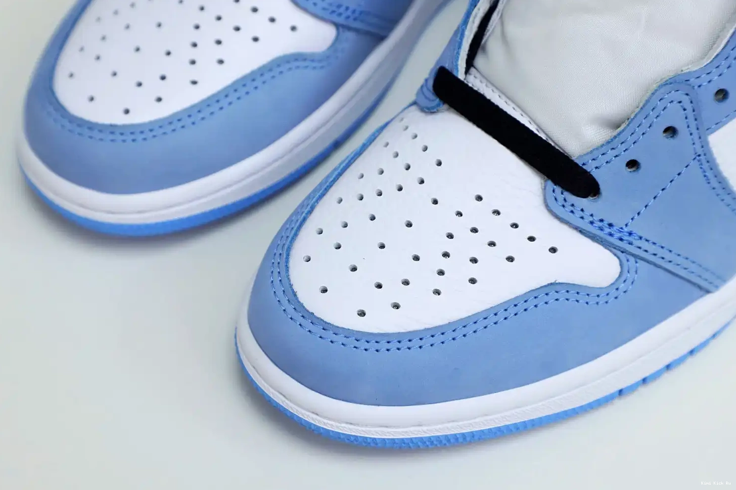 RETRO JORDAN HIGH 'UNIVERSITY AIR Kimikick OG 1 0323